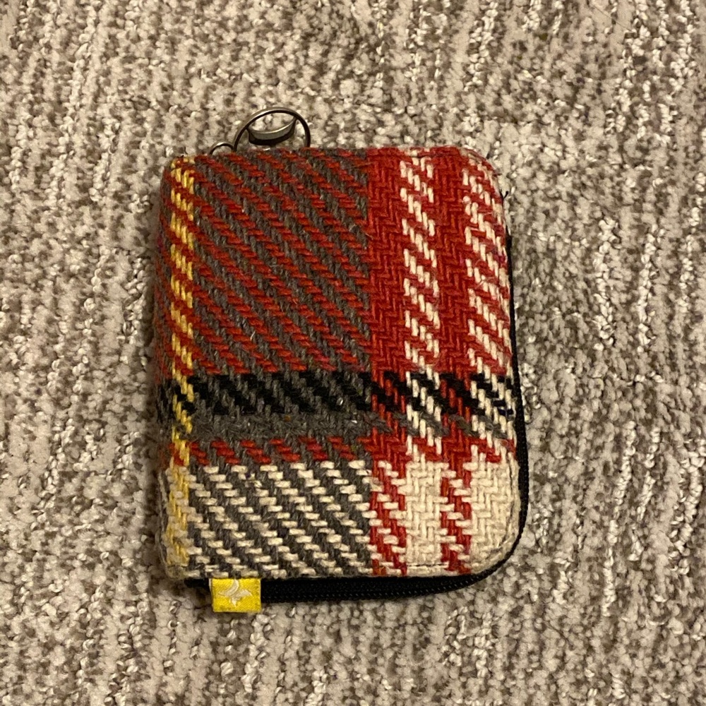 2/$30 💫 Hurley plaid wallet